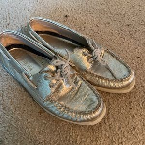 Metallic Silver Sperrys